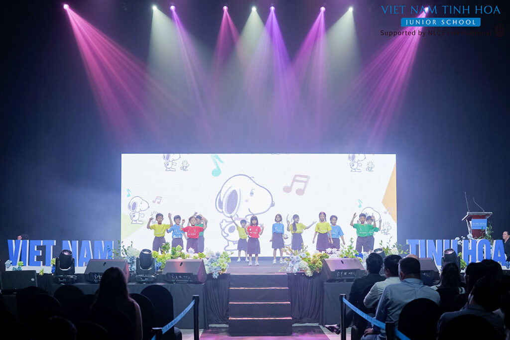 MEMORABLE MOMENTS FROM VNTH’S END-OF-YEAR CEREMONY & GRADE 5 GRADUATION 3 6 5