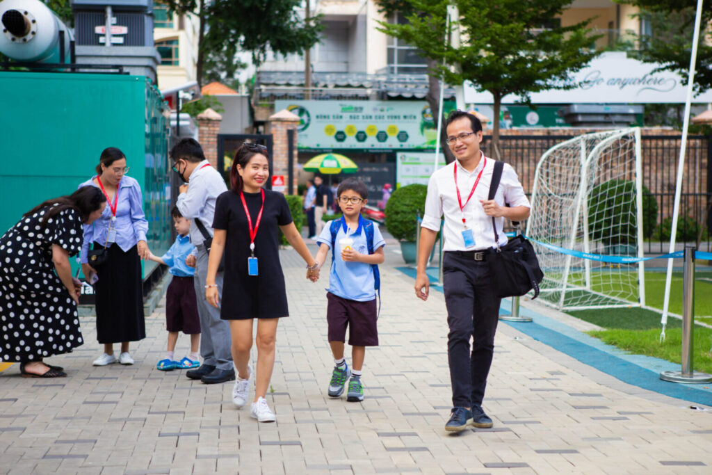 WELCOMING FAMILIES TO THE 2024-2025 ACADEMIC YEAR AT VIET NAM TINH HOA 1 IMG 5153 1536x1024 1